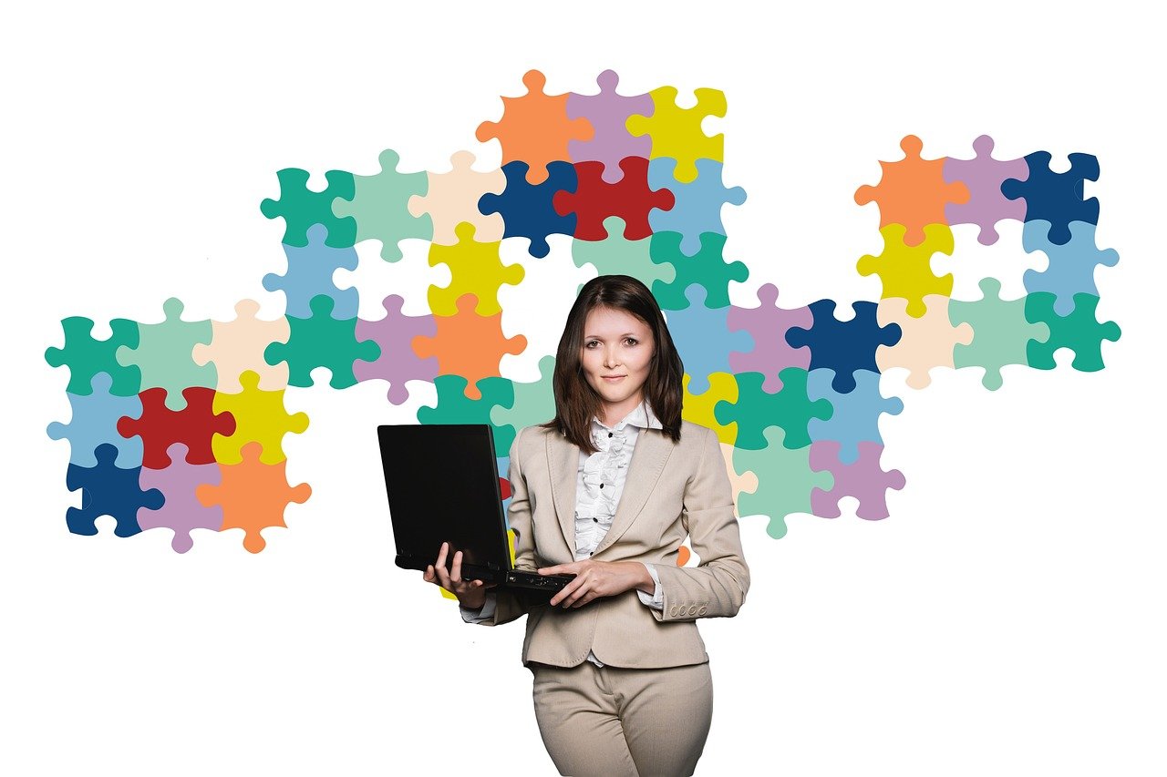 businesswoman, business, puzzle-2822600.jpg